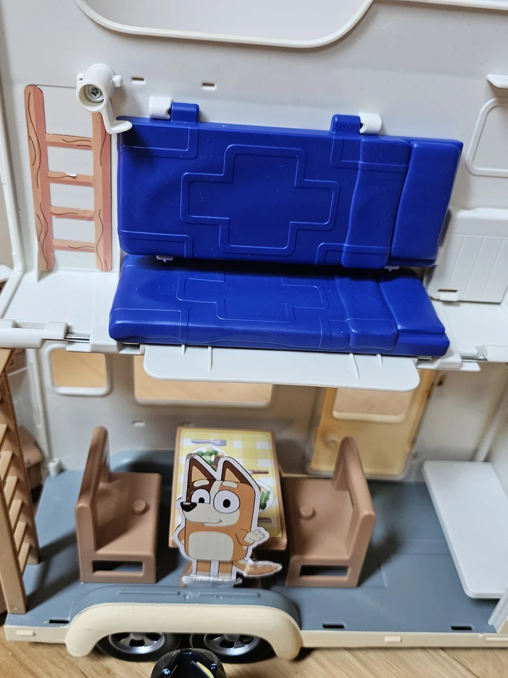 Ultimate BLUEY Caravan and Car Adventures Playset